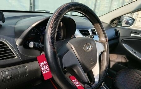 Hyundai Solaris II рестайлинг, 2013 год, 795 000 рублей, 9 фотография