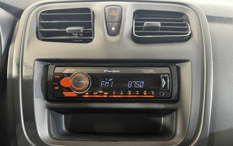 Renault Logan II, 2019 год, 637 000 рублей, 13 фотография