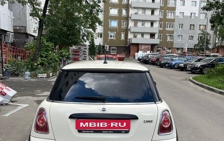 MINI Hatch, 2012 год, 1 200 000 рублей, 3 фотография