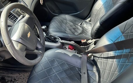 Chevrolet Cruze II, 2010 год, 550 000 рублей, 4 фотография