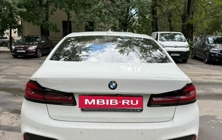 BMW 5 серия, 2018 год, 3 600 000 рублей, 2 фотография