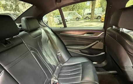 BMW 5 серия, 2018 год, 3 600 000 рублей, 14 фотография