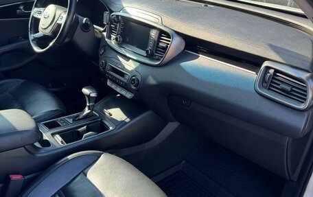 KIA Sorento III Prime рестайлинг, 2018 год, 3 300 000 рублей, 9 фотография