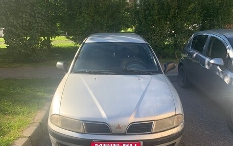 Mitsubishi Carisma I, 2000 год, 310 000 рублей, 10 фотография