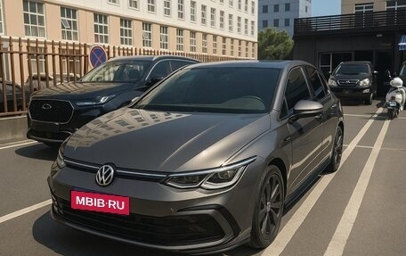Volkswagen Golf VIII, 2021 год, 2 289 000 рублей, 1 фотография