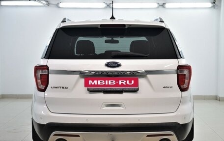Ford Explorer VI, 2017 год, 2 279 000 рублей, 3 фотография