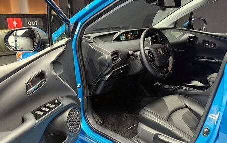 Toyota Prius IV XW50, 2022 год, 2 185 015 рублей, 6 фотография