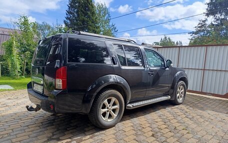 Nissan Pathfinder, 2007 год, 530 000 рублей, 2 фотография