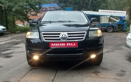 Volkswagen Touareg III, 2004 год, 680 000 рублей, 1 фотография
