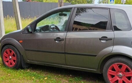 Ford Fiesta, 2002 год, 300 000 рублей, 6 фотография