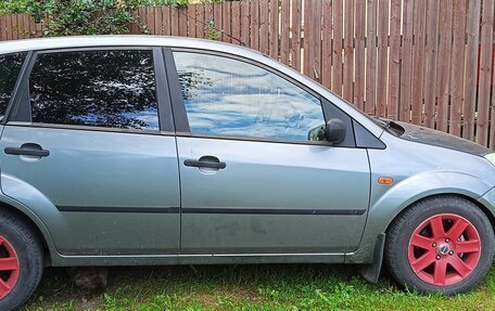 Ford Fiesta, 2002 год, 300 000 рублей, 5 фотография