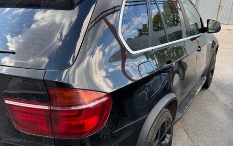 BMW X5, 2010 год, 900 000 рублей, 2 фотография