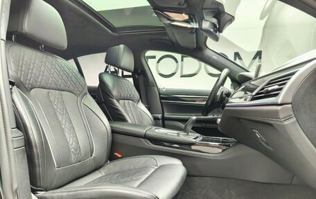 BMW 7 серия, 2020 год, 7 807 000 рублей, 17 фотография