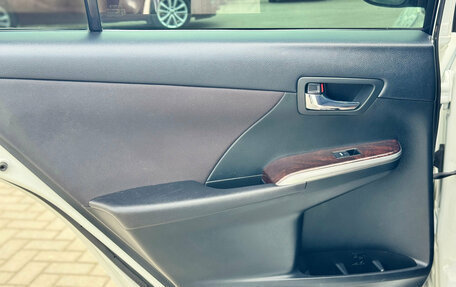 Toyota Camry, 2016 год, 1 900 000 рублей, 13 фотография