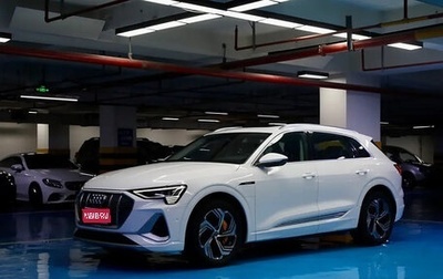 Audi e-tron I, 2022 год, 4 400 001 рублей, 1 фотография