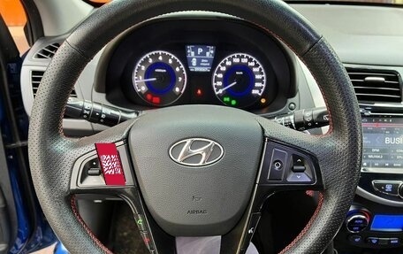 Hyundai Solaris II рестайлинг, 2012 год, 730 000 рублей, 3 фотография