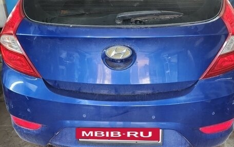 Hyundai Solaris II рестайлинг, 2012 год, 730 000 рублей, 26 фотография