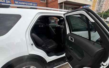 Ford Explorer VI, 2014 год, 2 050 000 рублей, 15 фотография