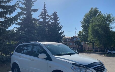 SsangYong Kyron I, 2008 год, 770 000 рублей, 2 фотография