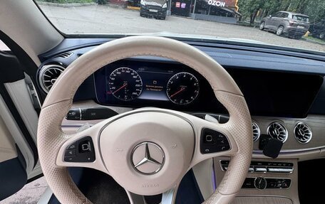 Mercedes-Benz E-Класс, 2017 год, 2 450 000 рублей, 4 фотография