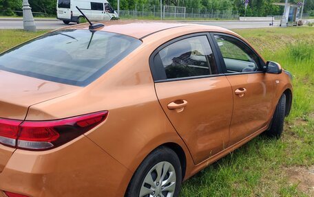 KIA Rio IV, 2017 год, 1 100 000 рублей, 3 фотография