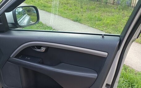 Volvo XC70 II рестайлинг, 2012 год, 1 850 000 рублей, 32 фотография