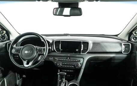 KIA Sportage IV рестайлинг, 2018 год, 1 897 989 рублей, 13 фотография