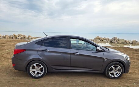Hyundai Solaris II рестайлинг, 2016 год, 1 100 000 рублей, 5 фотография