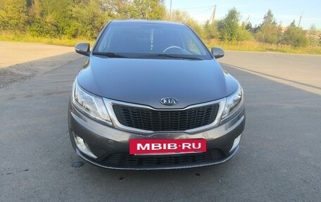 KIA Rio III рестайлинг, 2013 год, 1 050 000 рублей, 21 фотография