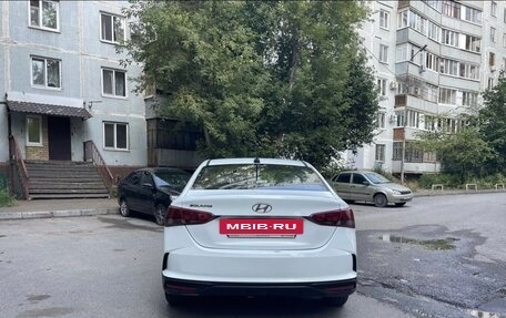 Hyundai Solaris II рестайлинг, 2020 год, 980 000 рублей, 2 фотография