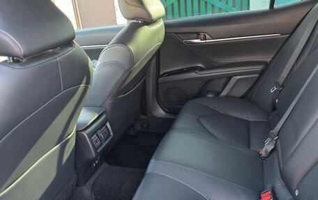 Toyota Camry, 2019 год, 2 750 000 рублей, 9 фотография