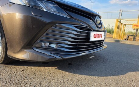 Toyota Camry, 2019 год, 2 750 000 рублей, 14 фотография