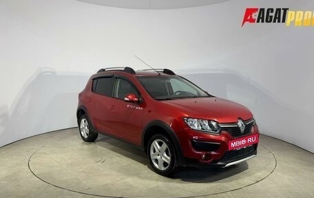 Renault Sandero II рестайлинг, 2016 год, 939 000 рублей, 3 фотография
