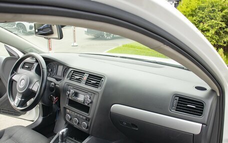 Volkswagen Jetta VI, 2012 год, 755 000 рублей, 9 фотография