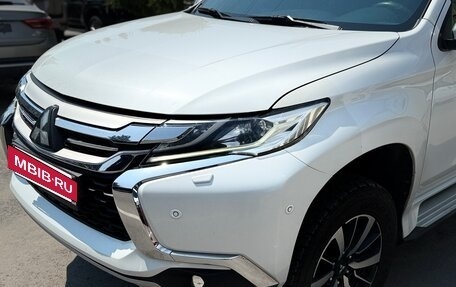 Mitsubishi Pajero Sport III рестайлинг, 2019 год, 3 200 000 рублей, 4 фотография