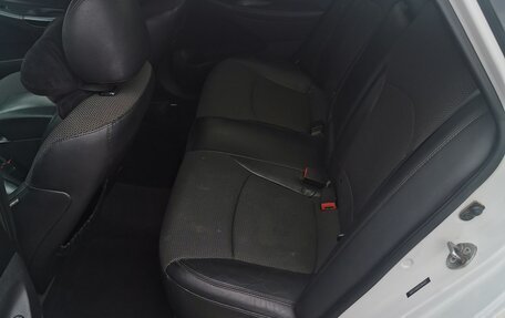 Hyundai Sonata VI, 2011 год, 1 050 000 рублей, 8 фотография