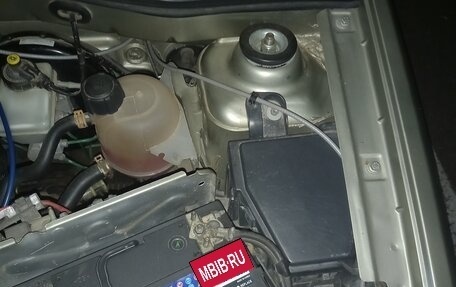 Renault Logan I, 2011 год, 420 000 рублей, 4 фотография