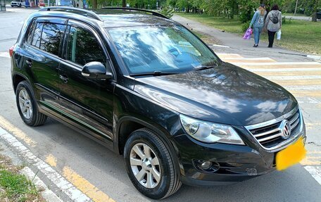 Volkswagen Tiguan I, 2010 год, 950 000 рублей, 2 фотография