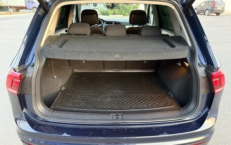 Volkswagen Tiguan II, 2017 год, 2 097 000 рублей, 13 фотография