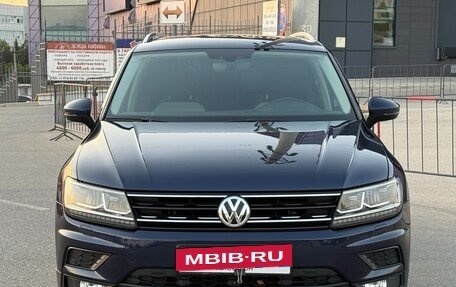 Volkswagen Tiguan II, 2017 год, 2 097 000 рублей, 6 фотография