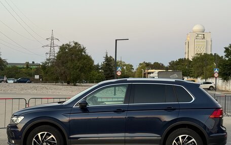 Volkswagen Tiguan II, 2017 год, 2 097 000 рублей, 26 фотография