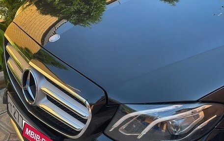 Mercedes-Benz E-Класс, 2016 год, 2 500 000 рублей, 9 фотография