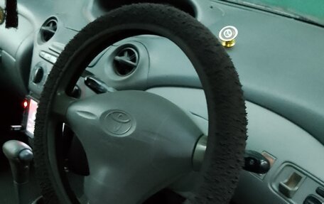 Toyota Vitz, 2000 год, 150 000 рублей, 1 фотография