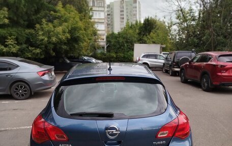 Opel Astra J, 2013 год, 790 000 рублей, 3 фотография