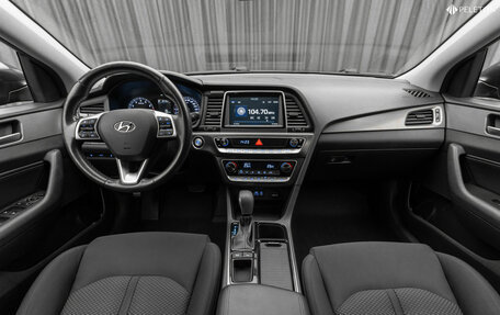 Hyundai Sonata VII, 2018 год, 1 930 000 рублей, 10 фотография