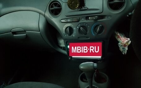 Toyota Vitz, 2000 год, 150 000 рублей, 2 фотография