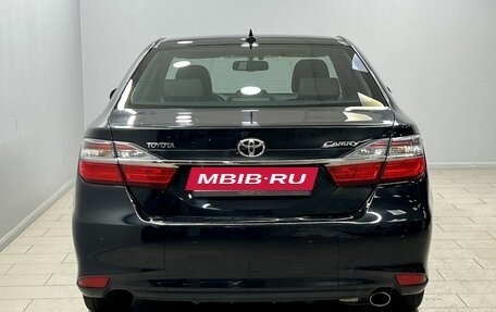 Toyota Camry, 2017 год, 1 749 000 рублей, 4 фотография