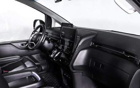 Hyundai Staria, 2023 год, 5 490 000 рублей, 11 фотография