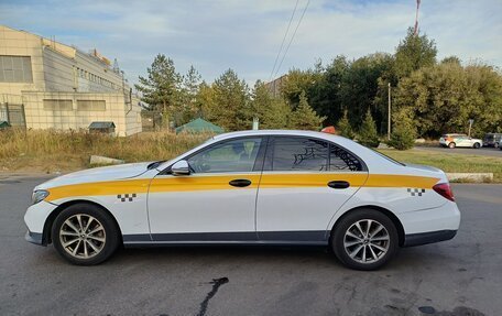 Mercedes-Benz E-Класс, 2018 год, 1 516 000 рублей, 9 фотография