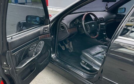 BMW 5 серия, 2002 год, 830 000 рублей, 8 фотография